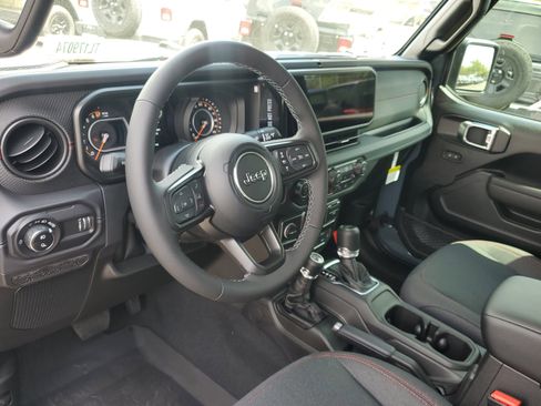 New 2026 Jeep Gladiator Rubicon image 11