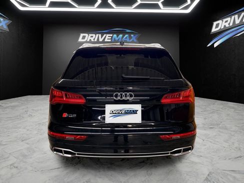 Used 2018 Audi SQ5 Prestige AWD/4WD image 6