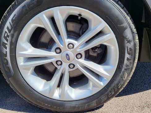 Used 2013 Ford Taurus SEL image 11