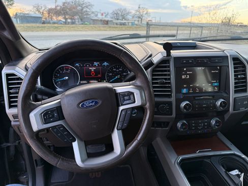Used 2019 Ford F250 King Ranch w/ King Ranch Ultimate Package image 10