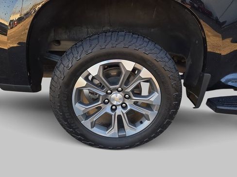 Used 2024 Chevrolet Silverado 1500 High Country image 33