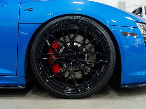 Used 2017 Audi R8 V10 image 14