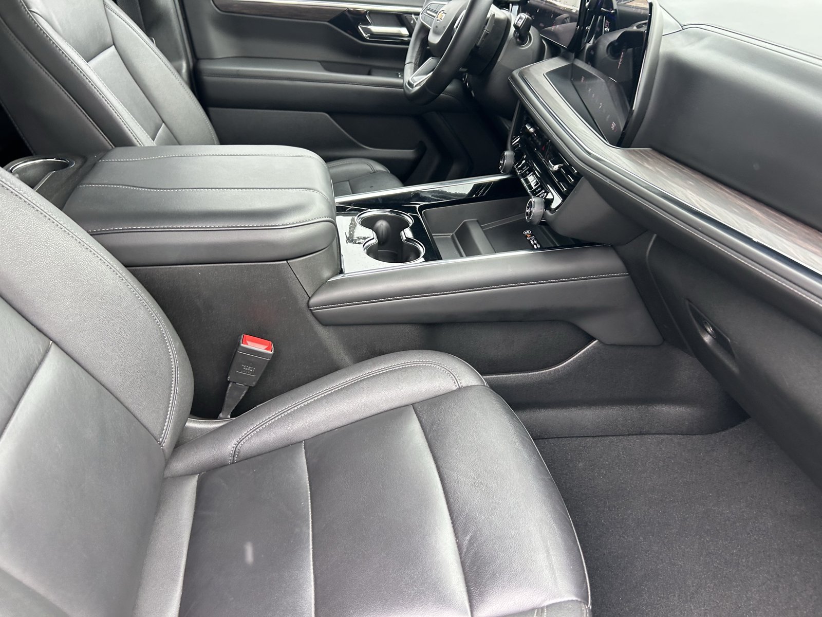 Certified 2025 Chevrolet Tahoe LT AWD/4WD image 10