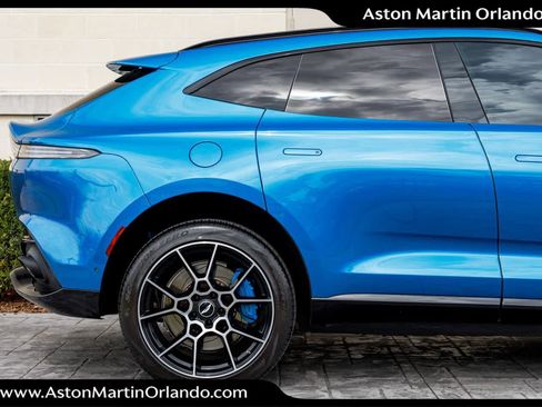 Used 2021 Aston Martin DBX image 18