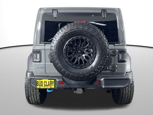 Used 2023 Jeep Wrangler Unlimited w/ Sun & Screen Package image 7