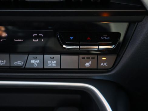 Certified 2025 MAZDA CX-70 3.3 Turbo w/ Premium Package image 34