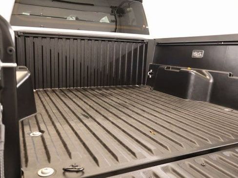 New 2025 Toyota Tacoma SR5 image 23
