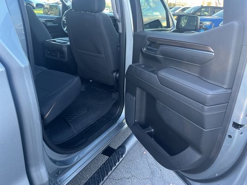 Used 2023 Chevrolet Silverado 1500 LT Trail Boss image 35