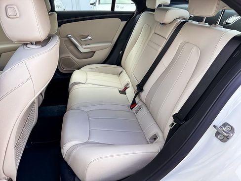 Used 2025 Mercedes-Benz CLA 250 image 18