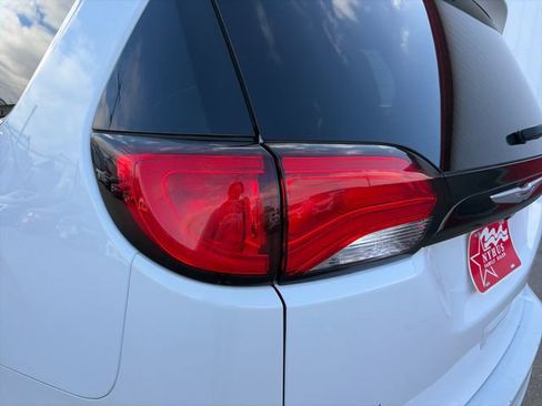 Used 2023 Chrysler Voyager LX FWD image 20