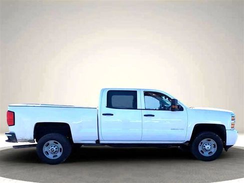 Used 2017 Chevrolet Silverado 2500 W/T image 6