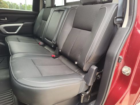 Used 2016 Nissan Titan PRO-4X AWD/4WD image 34