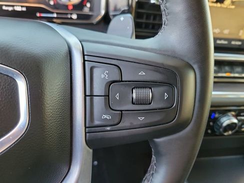 Used 2025 GMC Sierra 1500 SLT w/ SLT Premium Package image 6