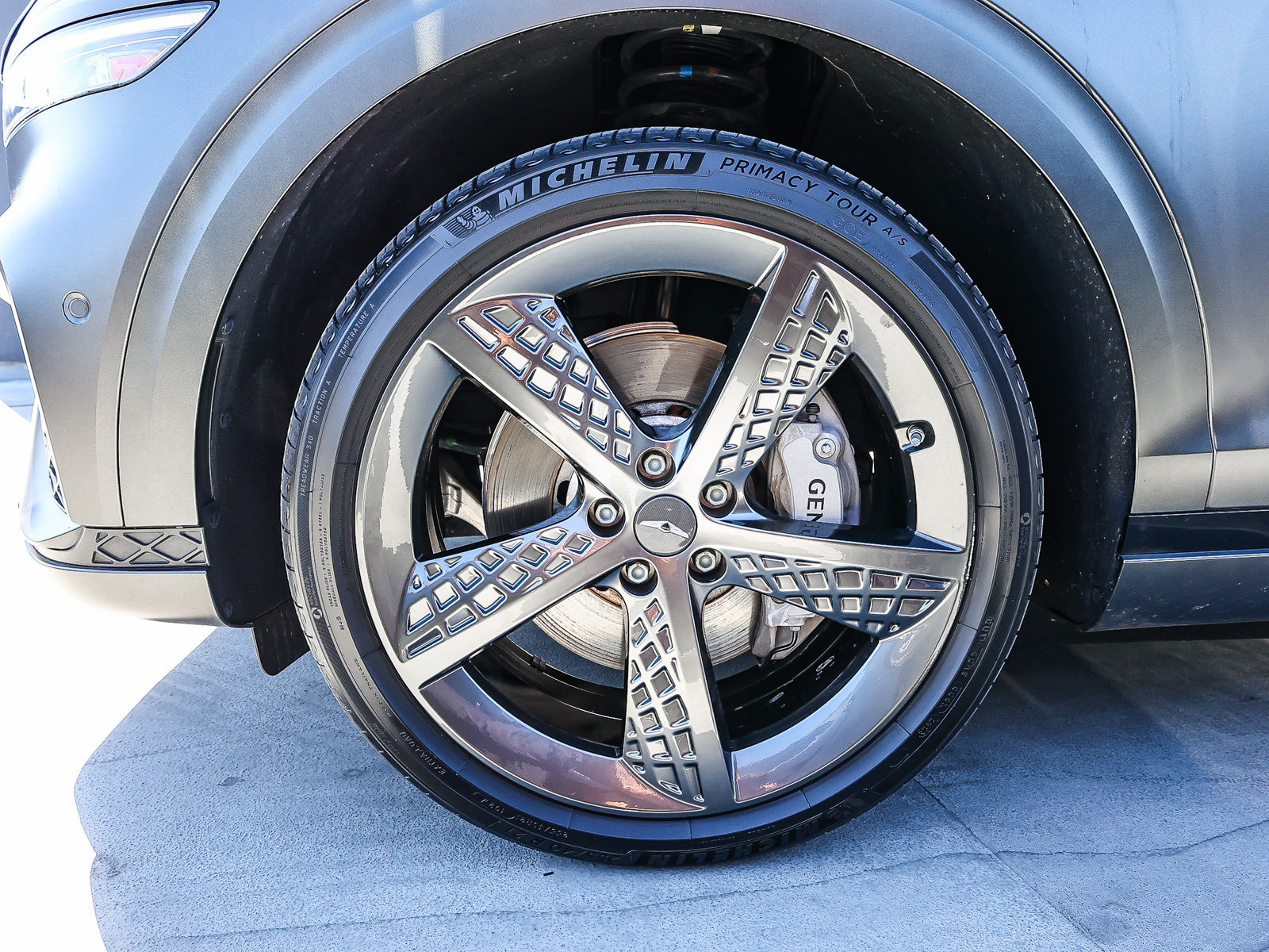 Used 2024 Genesis GV70 2.5T w/ Sport Prestige Package AWD/4WD image 9