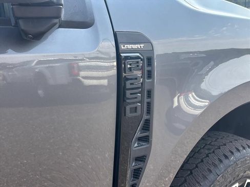 Used 2024 Ford F250 Lariat w/ Lariat Ultimate Package AWD/4WD image 11
