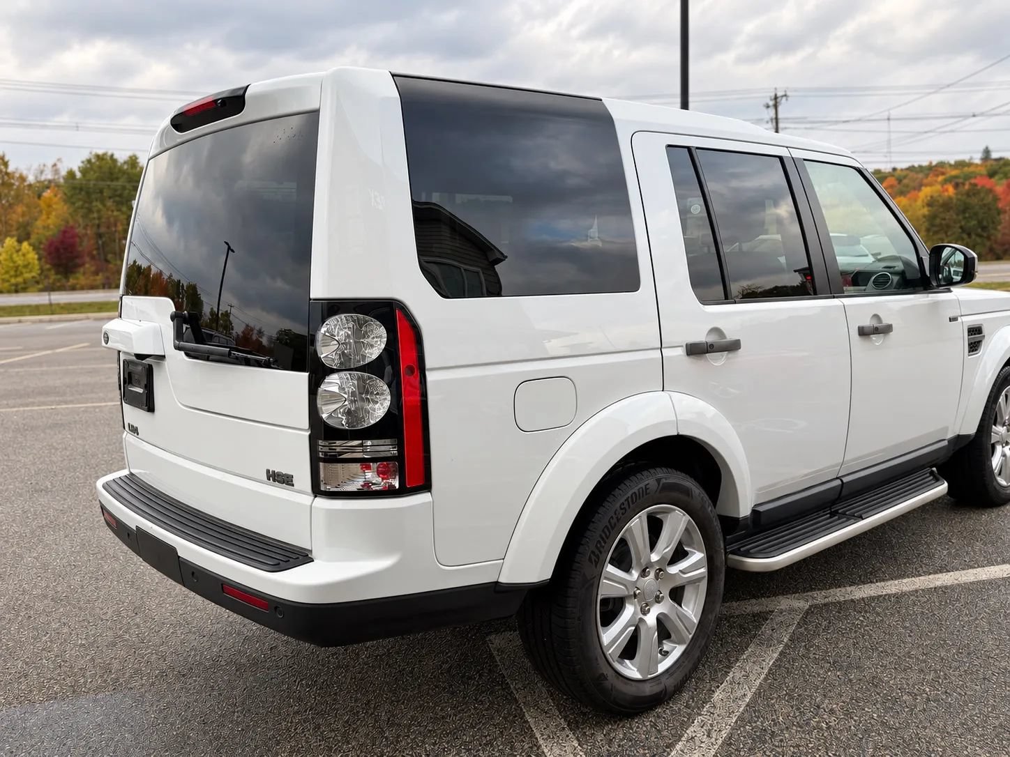 Used 2016 Land Rover LR4 HSE Silver Edition AWD/4WD image 24