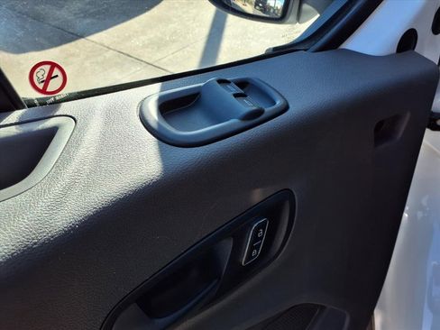 Used 2024 Ford Transit 250 Low Roof w/ Exterior Upgrade Package image 22