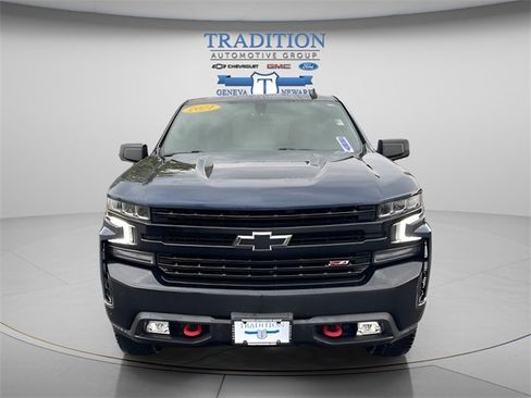 Used 2021 Chevrolet Silverado 1500 LT Trail Boss w/ Bed Protection Package image 8