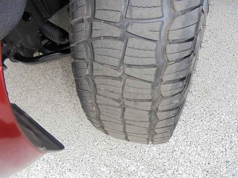 Used 2019 Nissan Frontier SV image 5