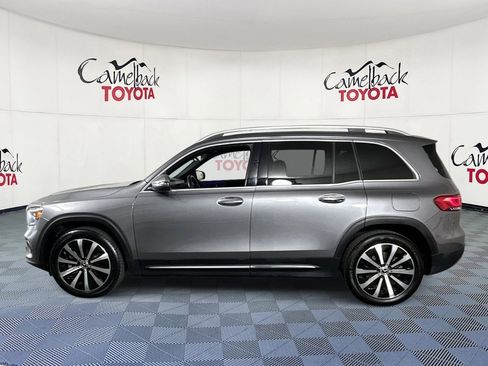 Used 2023 Mercedes-Benz GLB 250 w/ Premium Package image 5