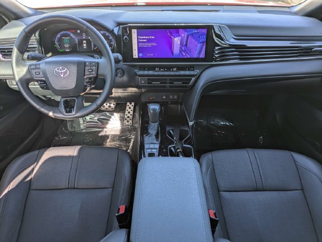Used 2025 Toyota Camry XSE FWD image 14