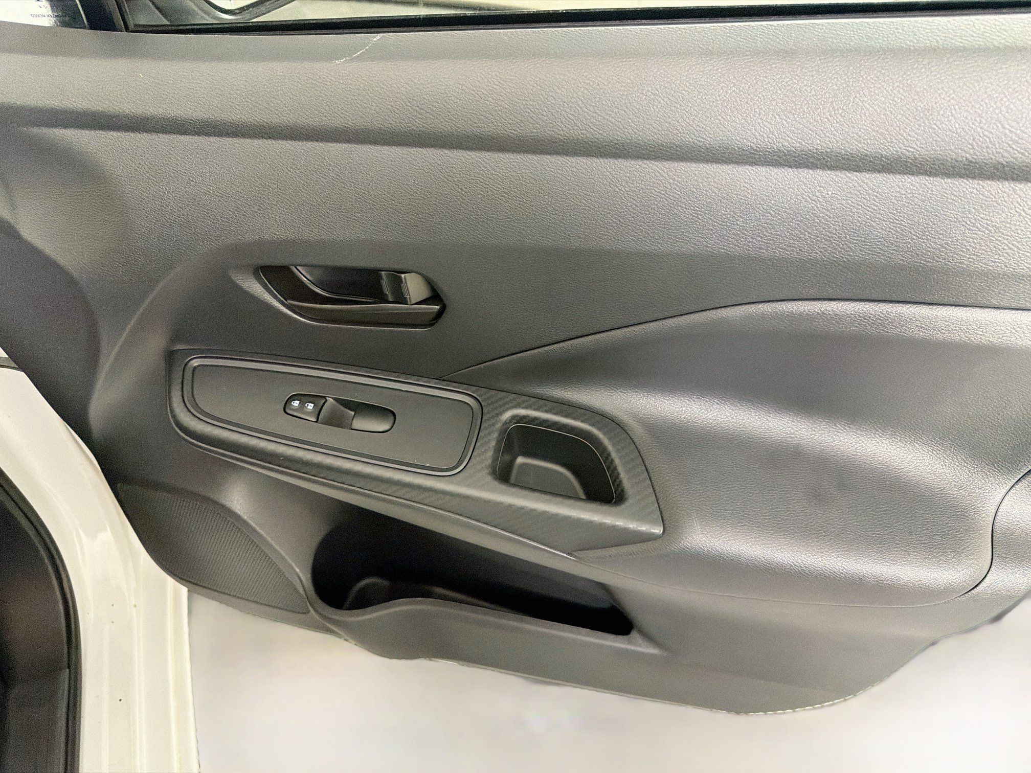 Used 2024 Nissan Versa S w/ S Plus Package FWD image 29
