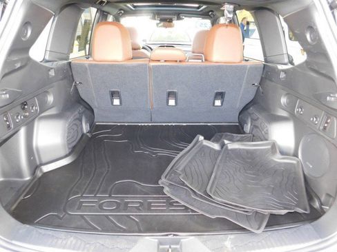 Used 2025 Subaru Forester Touring image 19