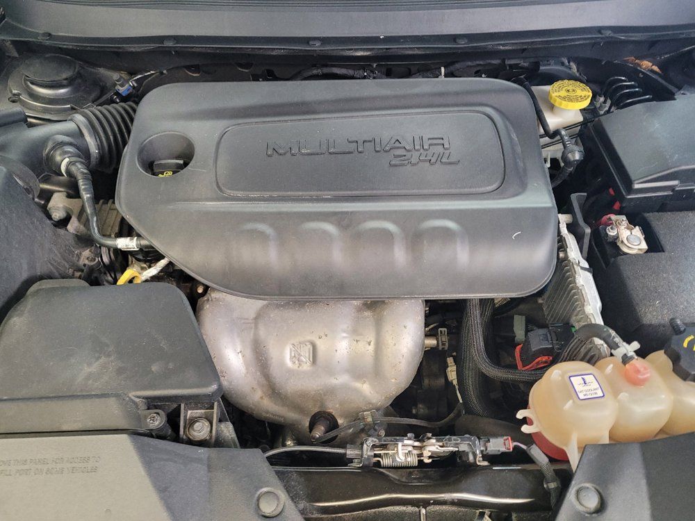 Used 2019 Jeep Cherokee Limited FWD image 30