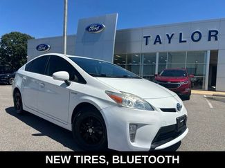 Used 2015 Toyota Prius Three FWD video 1