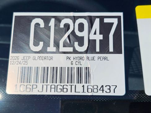 New 2026 Jeep Gladiator Sahara image 10