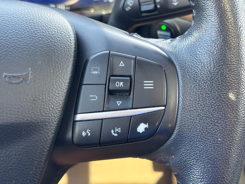Used 2020 Ford Escape Titanium FWD image 18