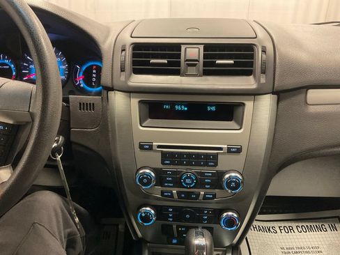Used 2012 Ford Fusion SE FWD image 22