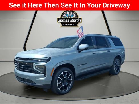 Certified 2025 Chevrolet Suburban RST w/ Comfort Package AWD/4WD image 1