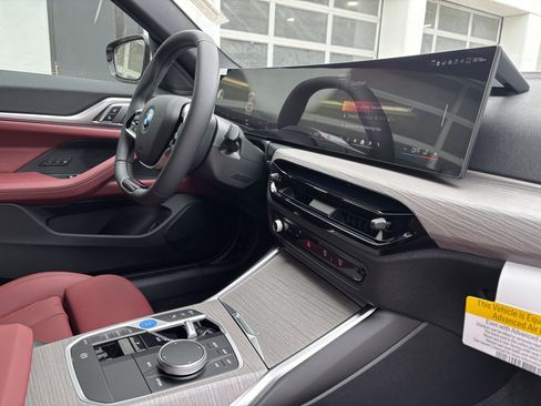 New 2026 BMW i4 eDrive40 w/ Parking Assistance Package image 25