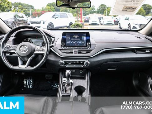 Used 2022 Nissan Altima 2.5 SR w/ Midnight Edition Package FWD image 28