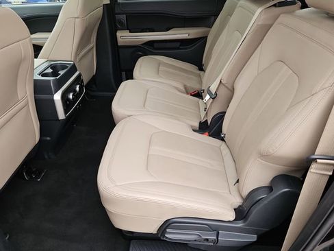 Used 2024 Ford Expedition Max Limited RWD image 16