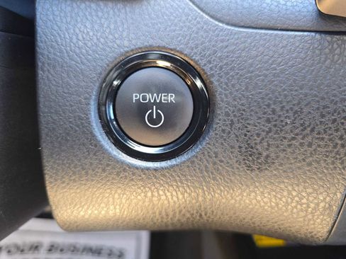 Certified 2025 Toyota Camry SE FWD image 31