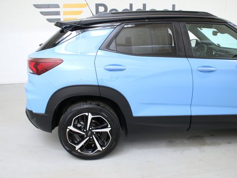 Certified 2023 Chevrolet TrailBlazer RS w/ Convenience Package AWD/4WD image 10