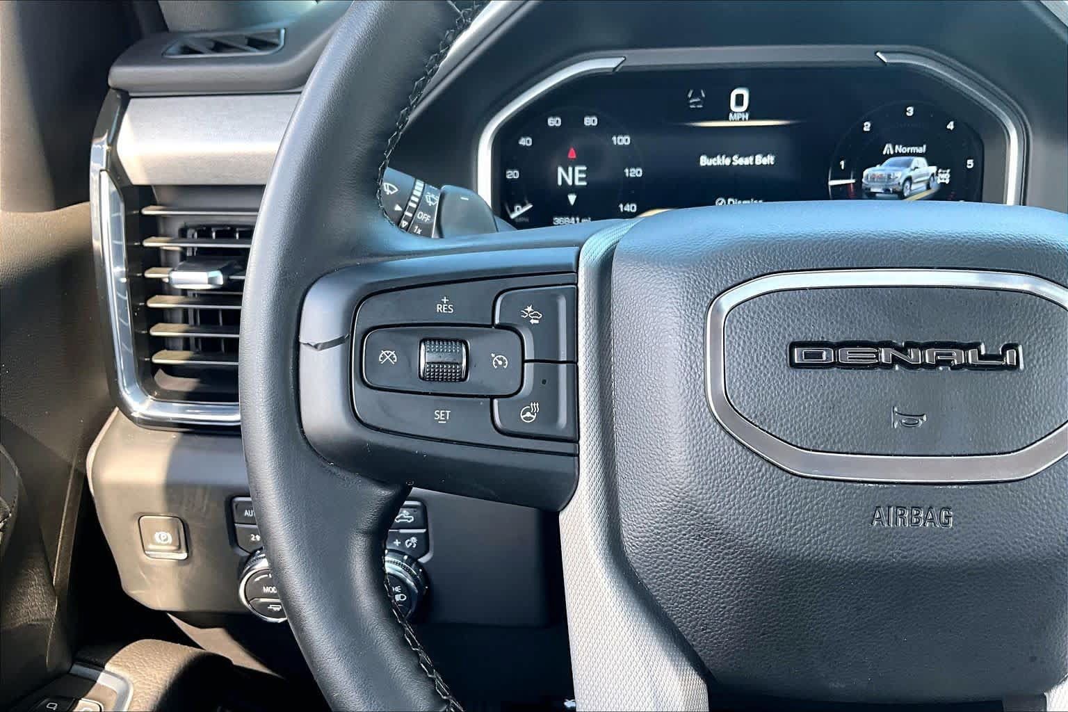 Used 2023 GMC Sierra 1500 Denali w/ Denali Reserve Package AWD/4WD image 24