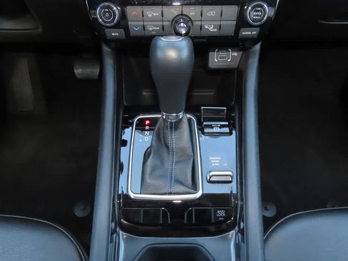 Used 2022 Jeep Compass Latitude image 23