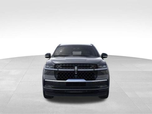 New 2025 Lincoln Navigator L Reserve w/ Jet Appearance Package image 28