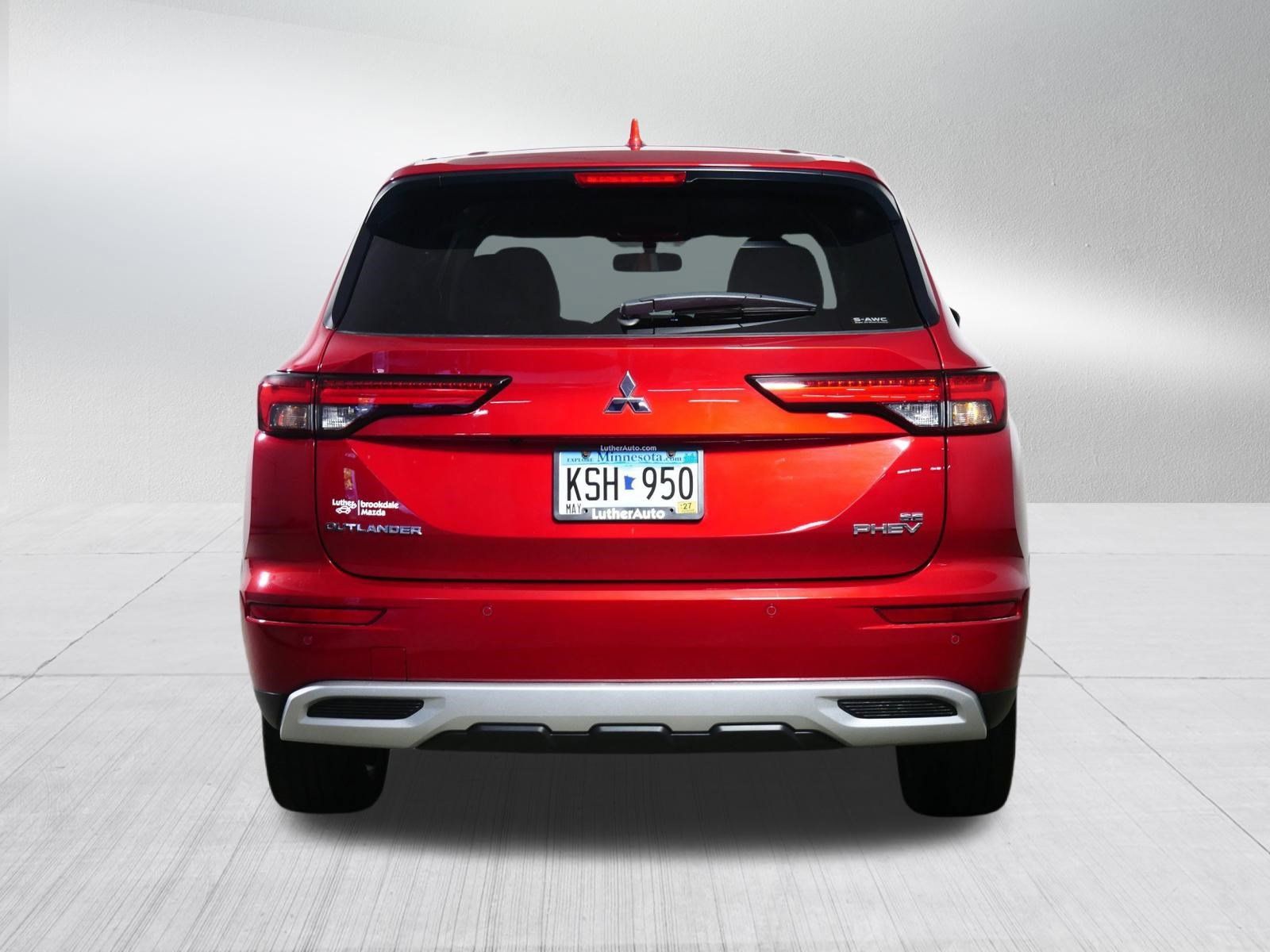 Used 2023 Mitsubishi Outlander SE AWD/4WD image 6