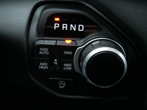 Used 2025 RAM 1500 Big Horn AWD/4WD image 24