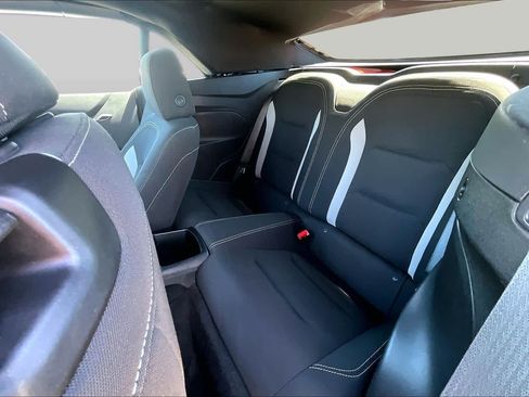 Used 2020 Chevrolet Camaro LT w/ RS Package RWD image 20