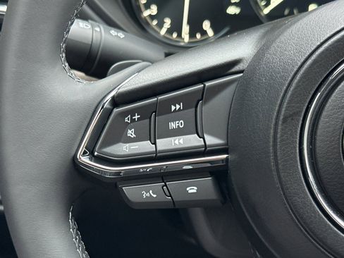 New 2025 MAZDA CX-5 Signature image 27