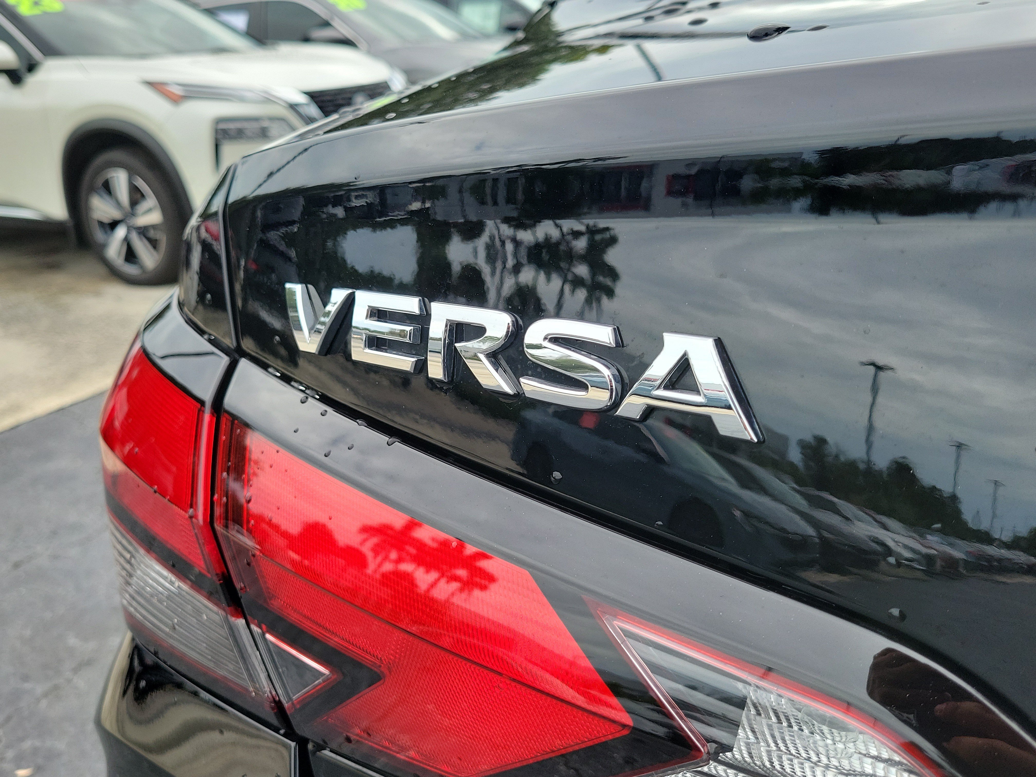 Certified 2025 Nissan Versa S w/ S Plus Package FWD image 8