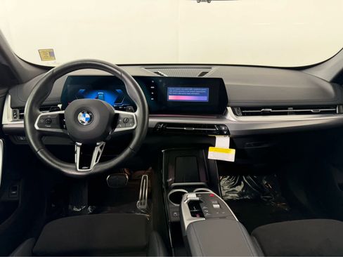 Certified 2025 BMW X1 xDrive28i w/ M Sport Package image 12