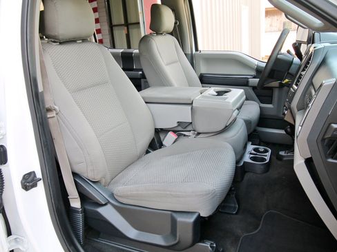 Used 2017 Ford F250 XLT AWD/4WD image 35