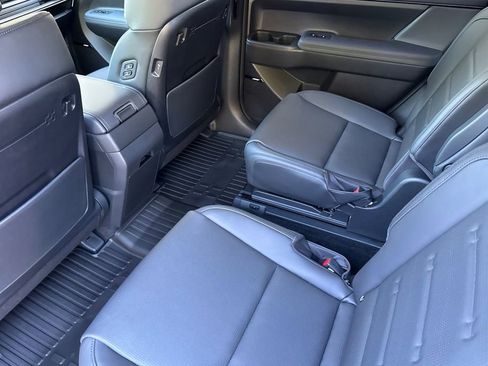 New 2025 Hyundai Santa Fe Calligraphy image 10