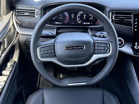 New 2026 Jeep Grand Wagoneer Limited AWD/4WD image 18